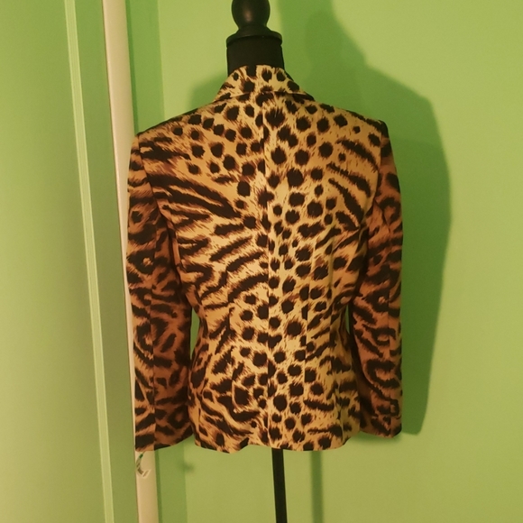 Laurel Cheetah Print Blazer - Picture 3 of 7